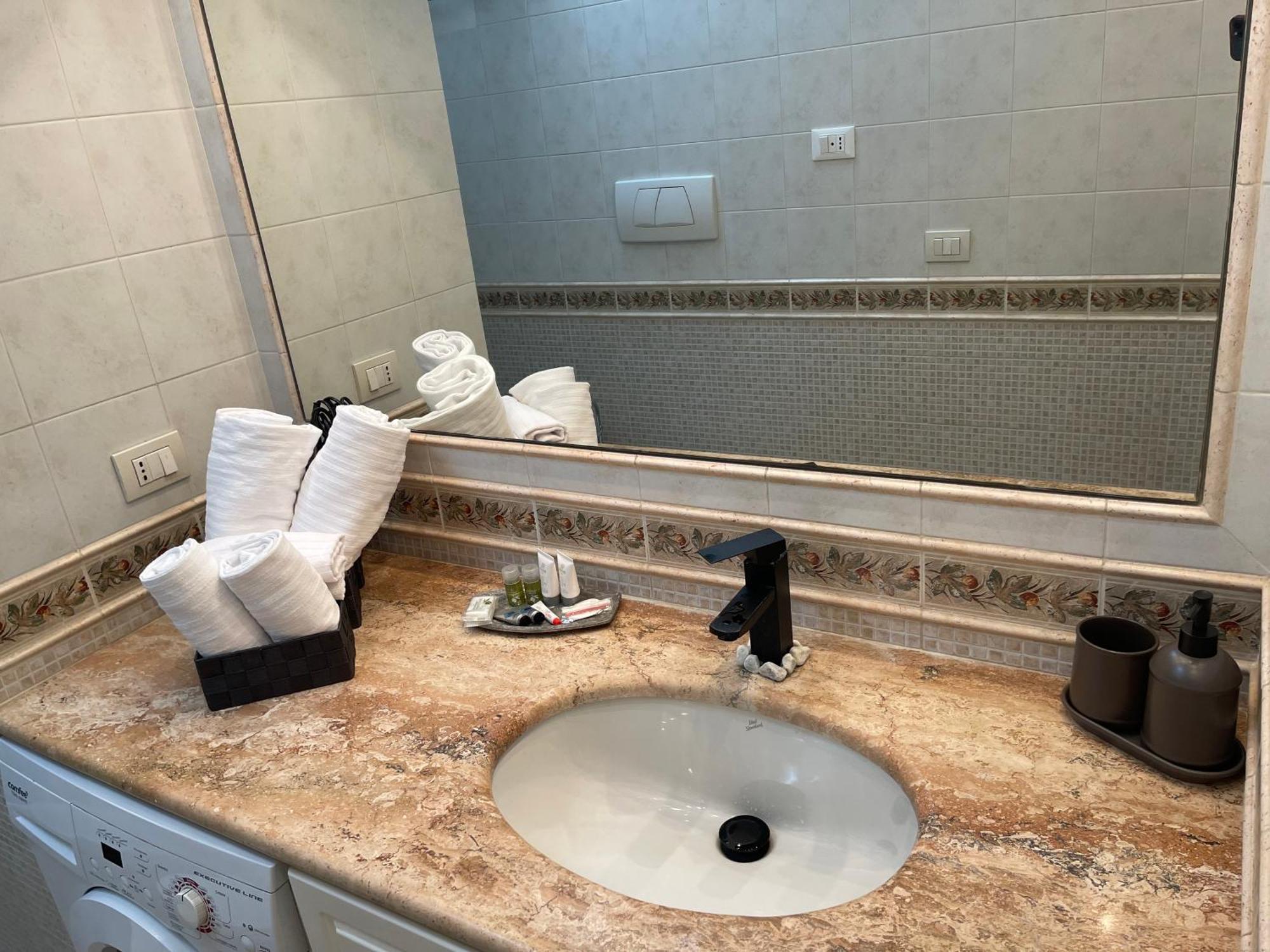 Edi'S House Apartment Roma Ngoại thất bức ảnh